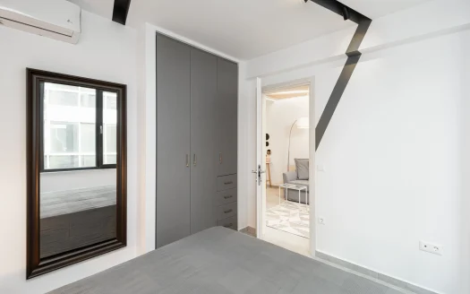 Renovated Apartment in Thessaloniki City Centre — 26
