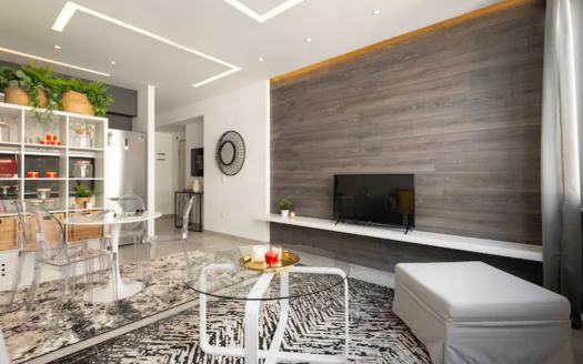 Renovated Apartment in Thessaloniki City Centre — 31