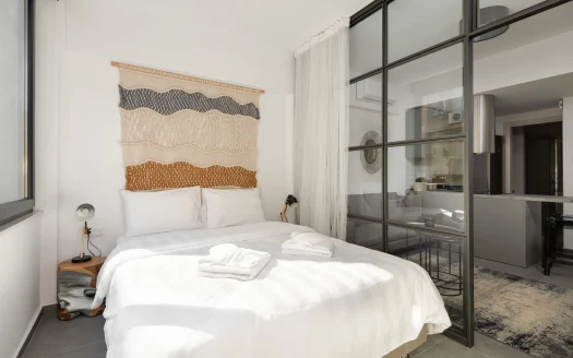 Renovated Apartment in Thessaloniki City Centre — 33