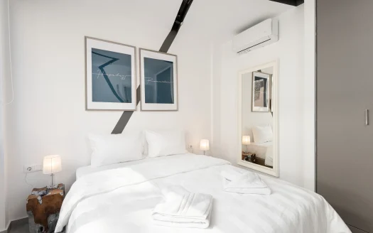 Renovated Apartment in Thessaloniki City Centre — 36