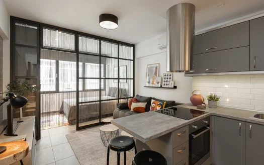 Renovated Apartment in Thessaloniki City Centre — 43