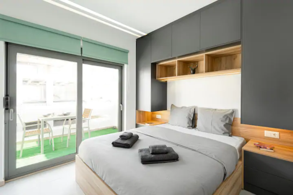 Renovated Apartment in Thessaloniki City Centre — 03