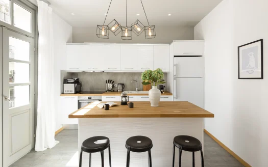 Renovated Apartment in Thessaloniki City Centre — 07
